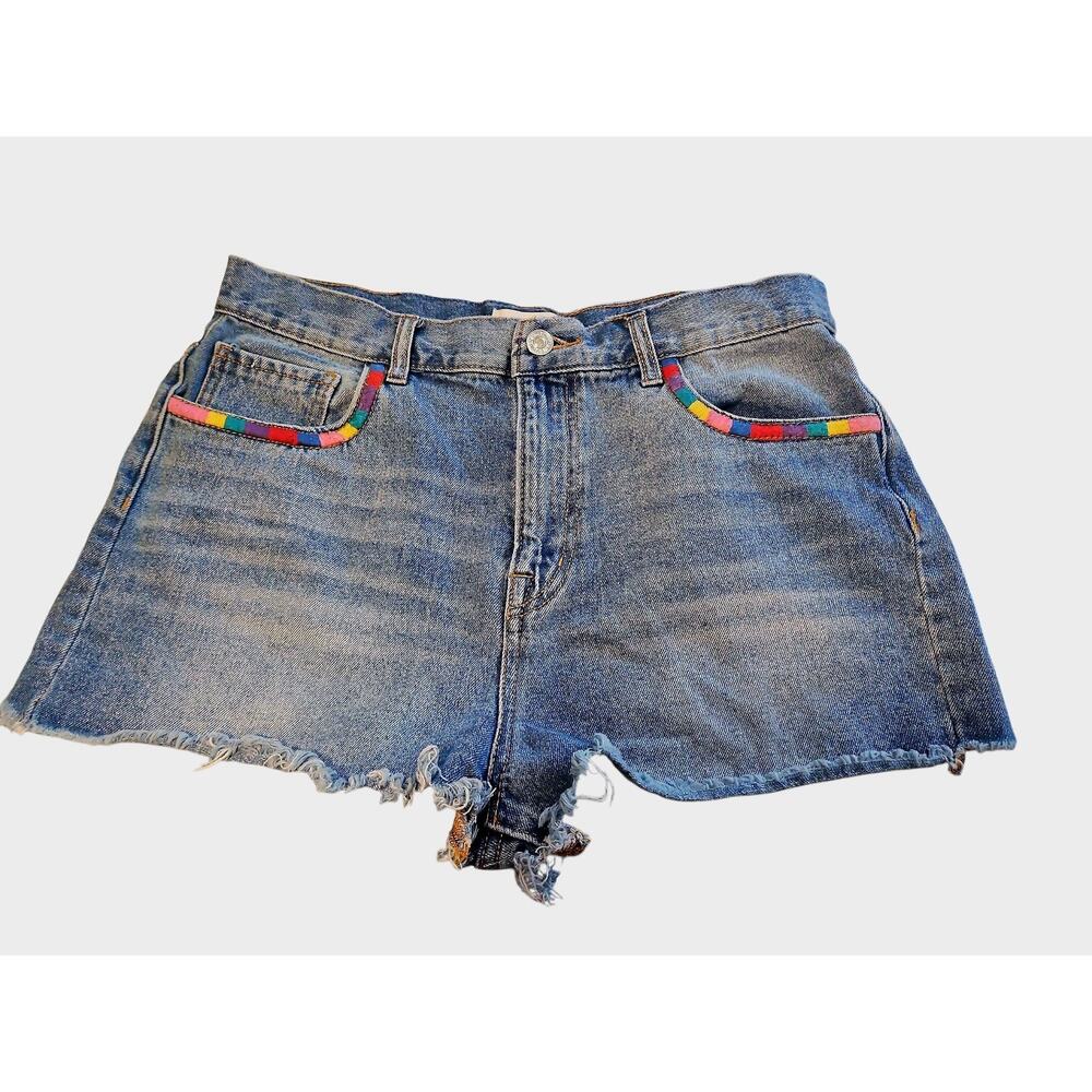 Forever 21 Embroidered Light Wash Cut Off Denim Shorts Pride Rainbow Sz 30